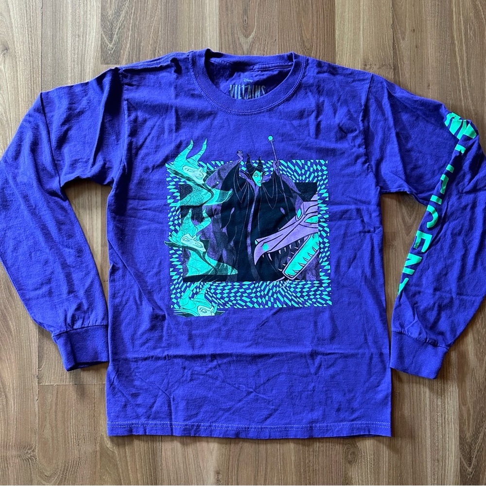 💜💚NWOT Maleficent Disney Villains S Long Sleeve Shirt💜💚 - Picture 2 of 6